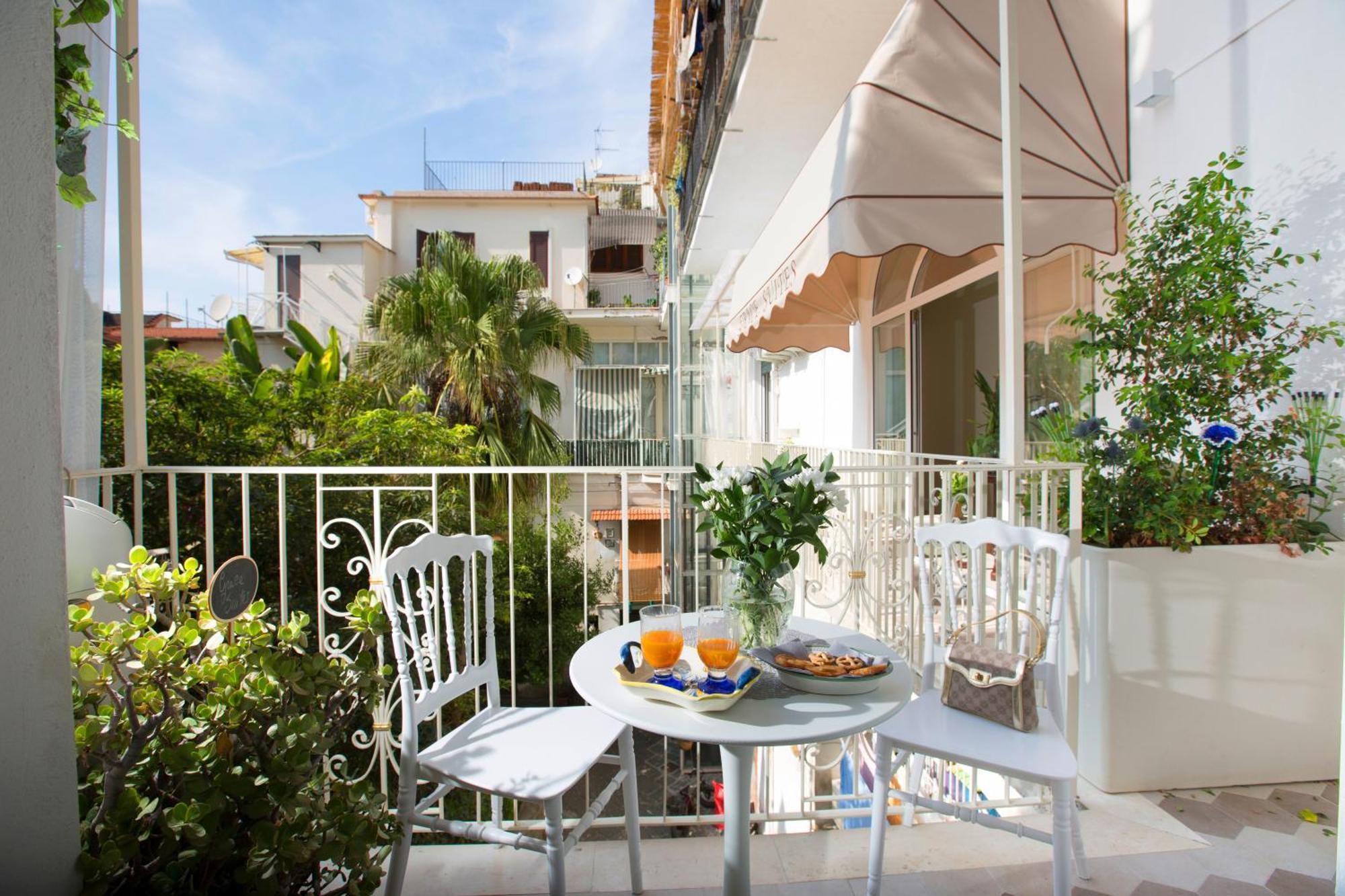 Grace Suites Sorrento Luaran gambar