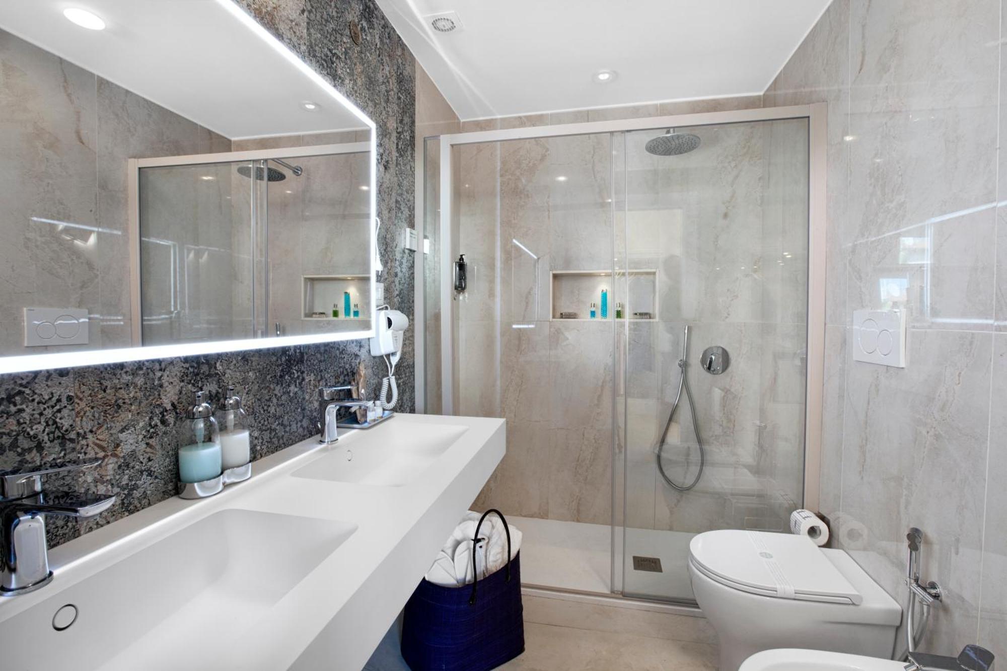 Grace Suites Sorrento Luaran gambar