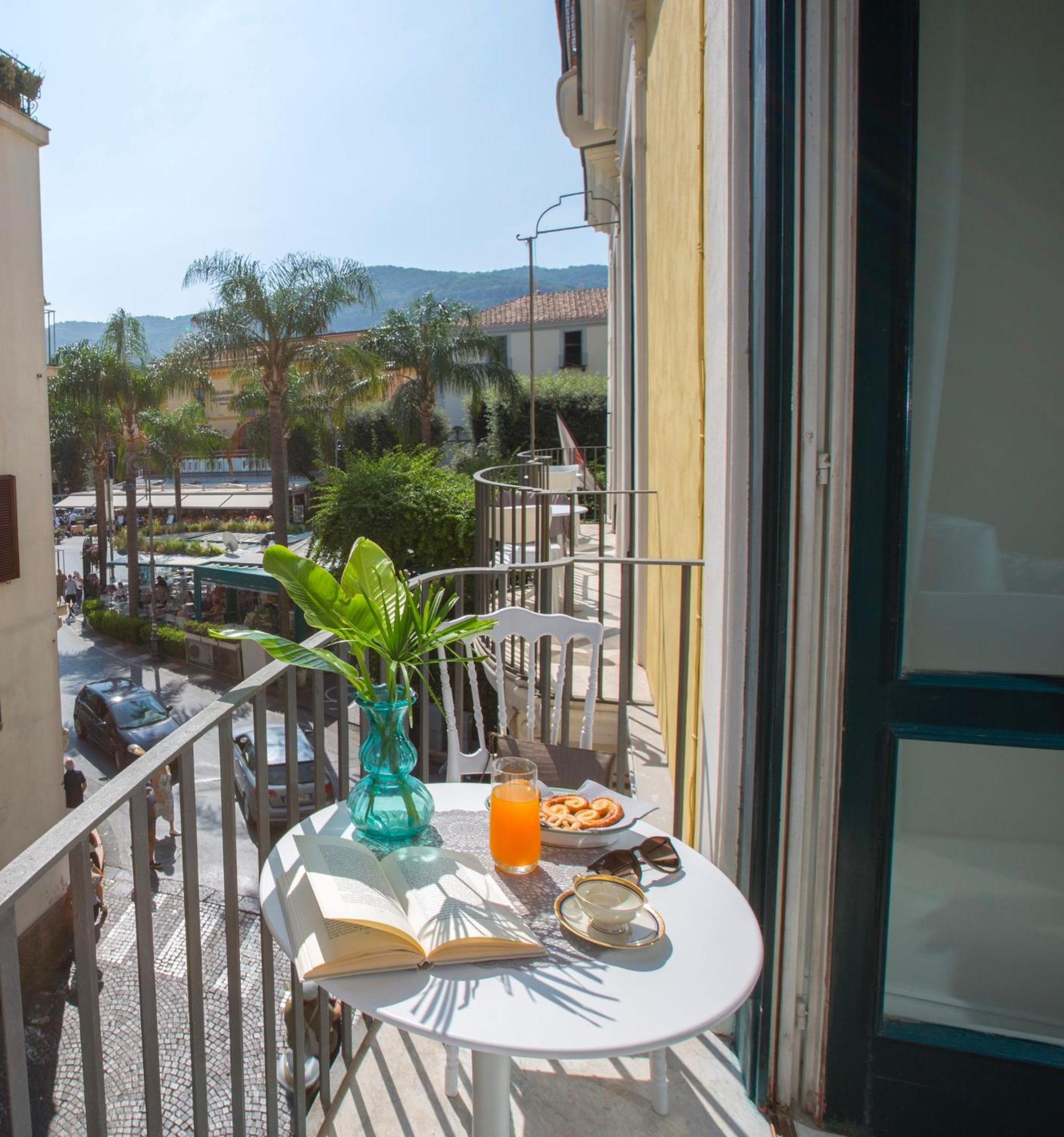 Grace Suites Sorrento Luaran gambar